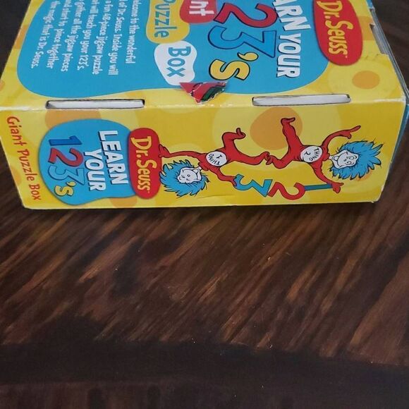 DR SUESS COLLECTIBLE FLOOR PUZZLE - Picture 4 of 6